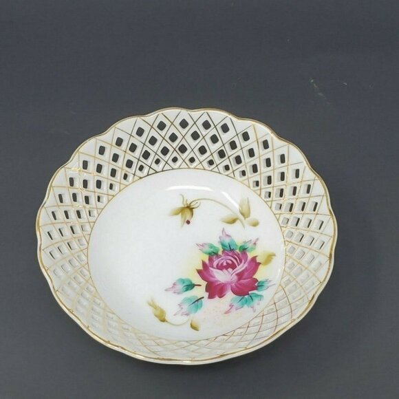 Occupied Japan Lattice Gold Trimmed Floral Bowl 5.75” Wide Hand Painted - Picture 4 of 7